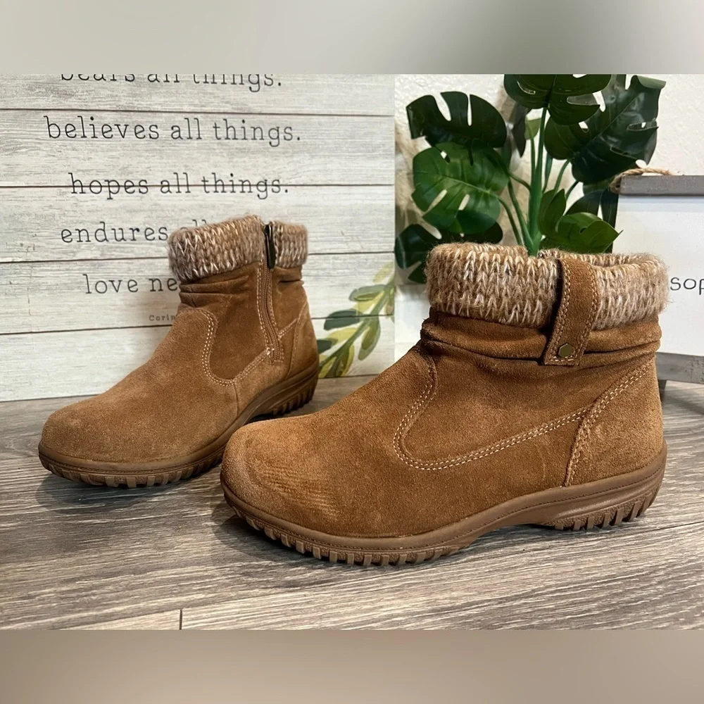 Khombu Laura All Weather Leather Knit Lined Ankle Boots in Chestnut. Size 8